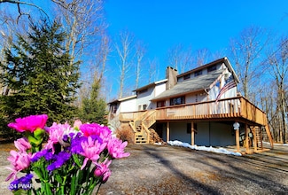 349 Chestnut Hill Dr, Lake Ariel, PA 18436