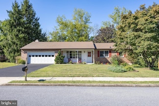 122 Russell Ave, Douglassville, PA 19518
