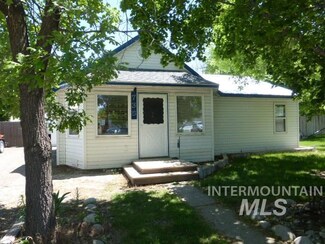 735 Idaho Ave, Filer, ID 83328