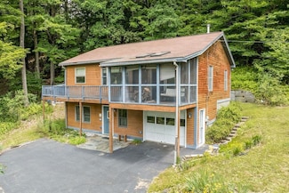 54 E Wilder Rd, West Lebanon, NH 03784