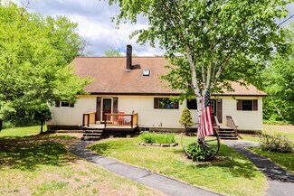 46 Bradley St, Dixfield, ME 04224