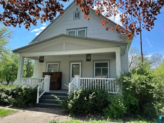 313 S Pearl St, Menno, SD 57045