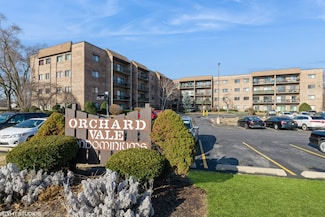 1400 N Elmhurst Rd Unit 211, Mount Prospect, IL 60056