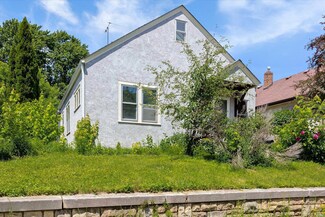 1363 Jefferson Ave, Saint Paul, MN 55105