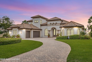 671 Indian River Dr, Melbourne, FL 32935