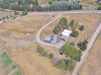 4145 N Willow Creek Rd, Eagle, ID 83616
