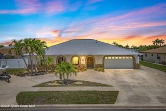 1525 Sykes Creek Dr, Merritt Island, FL 32953