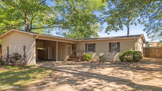 903 Post Rd, Clinton, MS 39056