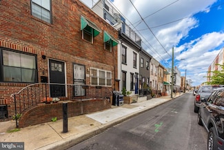 628 Mcclellan St, Philadelphia, PA 19148