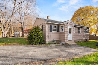11 Mcallister St, Pittsfield, MA 01201