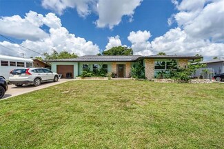 2185 41st Terrace SW, Naples, FL 34116