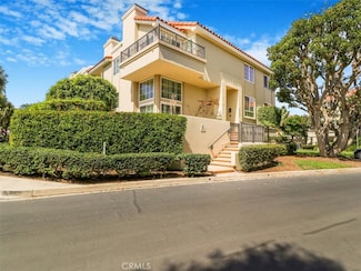 6062 Panorama Dr, Huntington Beach, CA 92648