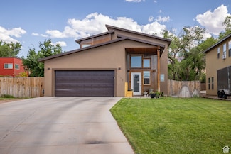 1018 S Valley View Ct, Moab, UT 84532