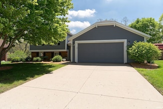 41 Peregrine Ct, West Lafayette, IN 47906