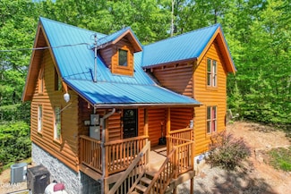 2302 E View Dr, Sevierville, TN 37876