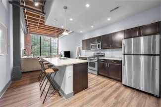 570 S Front St Unit 206, Columbus, OH 43215