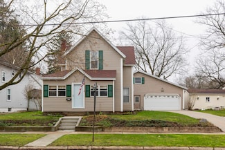 208 N Lincoln Ave, Niles, MI 49120