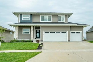 1813 Strauss Ave, Adel, IA 50003