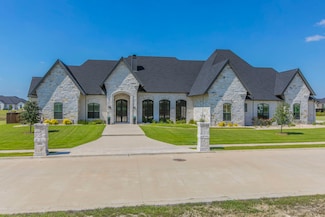 117 Iris St, Lorena, TX 76655