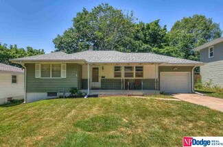 2606 S 49th St, Omaha, NE 68106