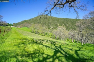 2415 Diablo Lakes Ln, Diablo, CA 94506