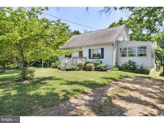 412 Pedricktown Rd, Swedesboro, NJ 08085