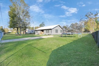 20695 Liberty St, New Caney, TX 77357