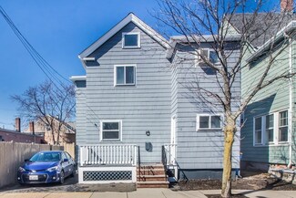 10 Perkins St, Winthrop, MA 02152