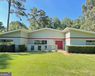 225 Banks Rd, Fayetteville, GA 30214