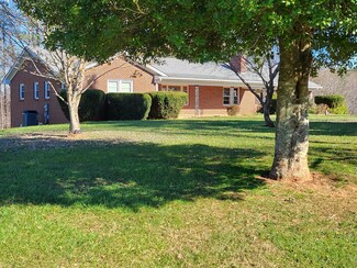 821 Long Horne Rd, Union Hall, VA 24176