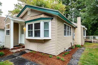 6 Mclaughlin Ave, Salem, NH 03079