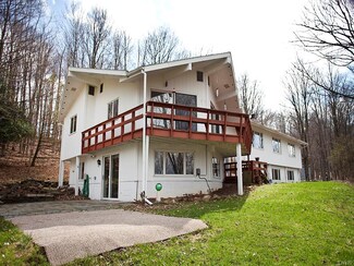 5660 Rocks Rd, Morrisville, NY 13408
