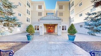 5745 Newbank Cir Unit 202, Dublin, OH 43017