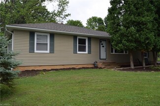 7460 Mclellan Dr, Bedford, OH 44146