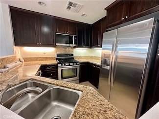 70 Hedge Bloom, Irvine, CA 92618