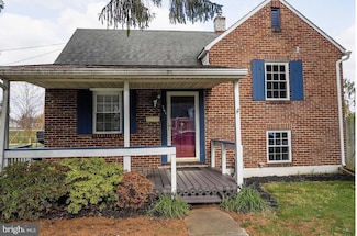 751 Village Rd, York, PA 17404