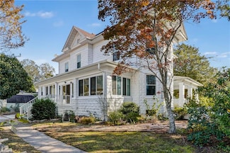 18298 Cassatt Ave, Parksley, VA 23421