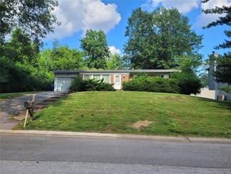 650 Ashmont Dr, Saint Louis, MO 63132