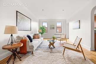 30 Ocean Pkwy Unit 6G, Brooklyn, NY 11218