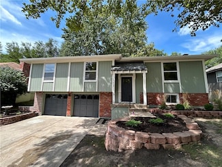 10410 Manchester Ave, Kansas City, MO 64134