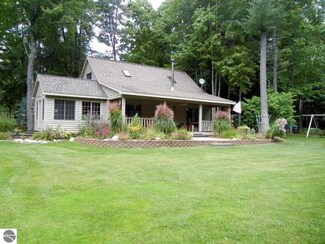 13491 Spring Creek Rd SW, Fife Lake, MI 49633