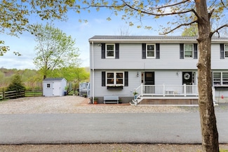 90 Pleasant St Unit D, Rockport, MA 01966