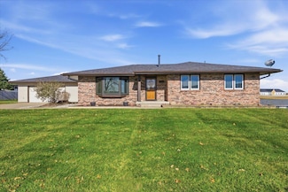 109 Circle Dr, Minden, IA 51553