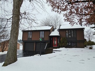 1122 Brookside Dr, Greensburg, PA 15601