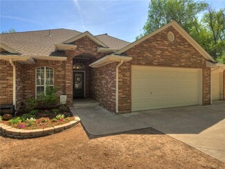 602 W Ridge Dr, Tuttle, OK 73089