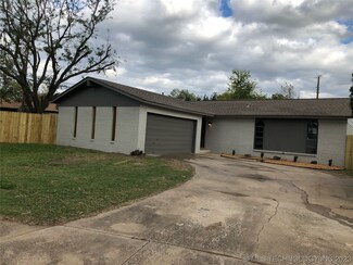 4839 Grenada Ave, Sand Springs, OK 74063