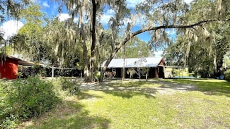 151 Twin Lakes Rd, Hawthorne, FL 32640