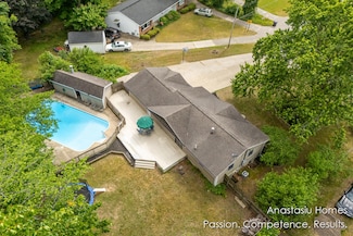 7240 Pete Ave, Jenison, MI 49428