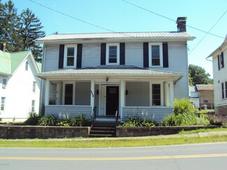 435 Long Run Rd, Mill Hall, PA 17751