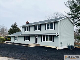 34 Clearview Rd, East Brunswick, NJ 08816